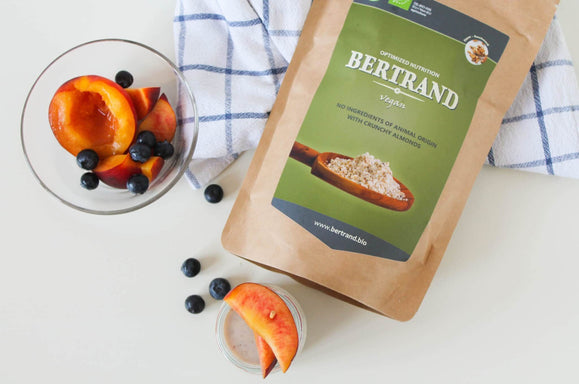 SOMMERLICHER BERTRAND-SHAKE MIT PFIRSICH